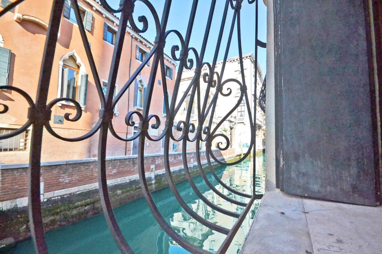Appartamento San Barnaba On The Canal Venezia
